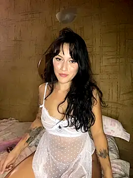 Snapshot of jepetitoiseau chatting on 2, 10, 2025 jepetitoiseau online show from 2, 10, 2025