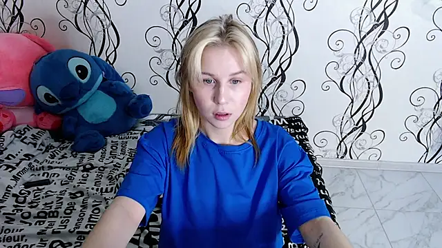 RoyAngela online show from 7, 4, 2026