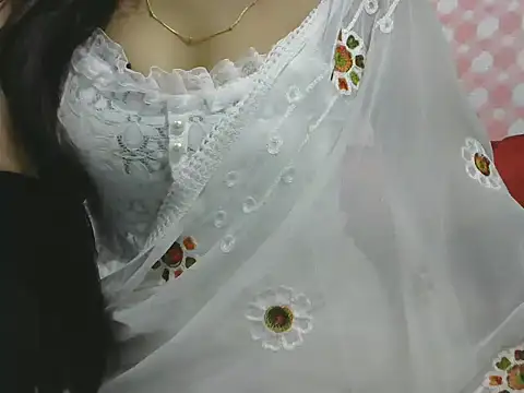 Snapshot of sheetal-sheetal95 chatting on 10, 9, 2025 sheetal-sheetal95 online show from 10, 9, 2025