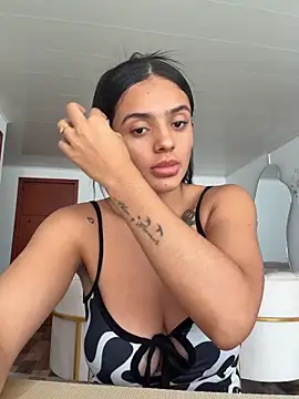 AnaaFaith  online show from 18, 4, 2026