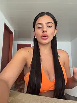Snapshot of AnaaFaith_ chatting on 22, 4, 2026 AnaaFaith online show from 22, 4, 2026
