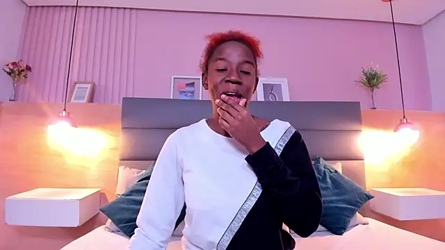  emma willliams  online show from 5, 11, 2025