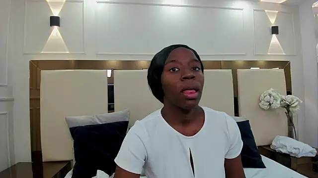  emma willliams  online show from 22, 11, 2025