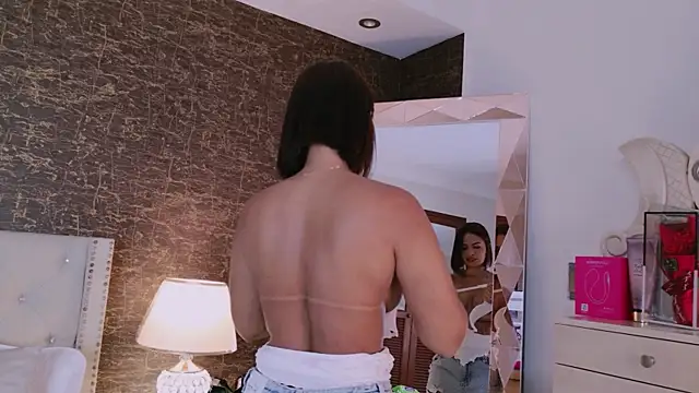 IrinaVelvet online show from 6, 11, 2025