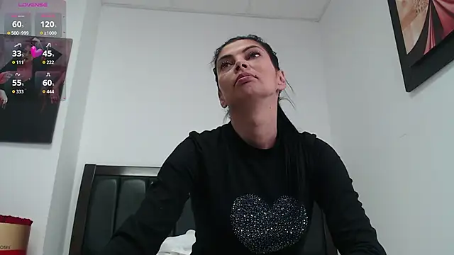 Snapshot of LadyLiia chatting on 10, 4, 2026 LadyLiia online show from 10, 4, 2026