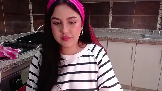 Snapshot of ValentinaMillers_ chatting on 28, 2, 2026 ValentinaMillers online show from 28, 2, 2026