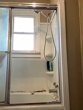 Snapshot of SlimSexxxy69 chatting on 7, 10, 2025 SlimSexxxy69 online show from 7, 10, 2025