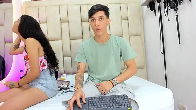 ZafiroAndFlynn online show from 2, 6, 2026