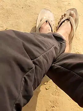 INTERNATIONAL0001 online show from 11, 11, 2025