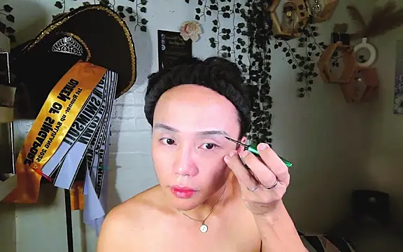 Snapshot of YourNikkieXxx chatting on 9, 9, 2025 YourNikkieXxx online show from 9, 9, 2025