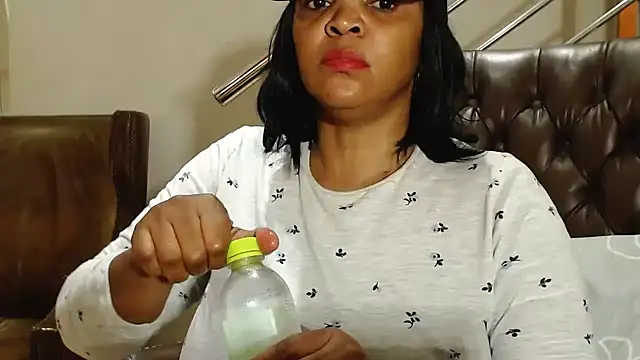 CandyCurvyyxx online show from 12, 11, 2025