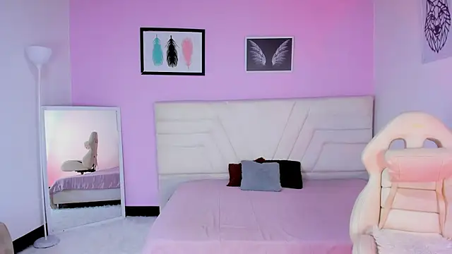 Snapshot of fressittalove01 chatting on 4, 12, 2025 fressittalove01 online show from 4, 12, 2025