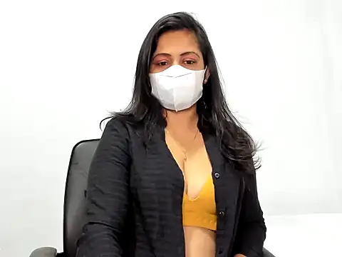 Snapshot of Crazy_Cat1995 chatting on 21, 11, 2025 Crazy Cat1995 online show from 21, 11, 2025