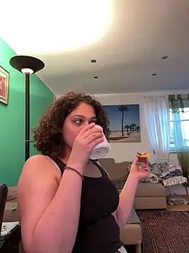 DreamThickCouple online show from 10, 4, 2026