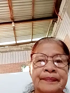 Snapshot of Sweet-Lita50 chatting on 17, 10, 2025 Sweet-Lita50 online show from 17, 10, 2025