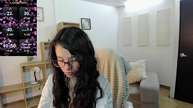 Snapshot of Samantha_blow chatting on 13, 9, 2025 Samantha blow online show from 13, 9, 2025