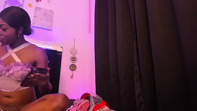 AkariRosetti online show from 24, 10, 2025