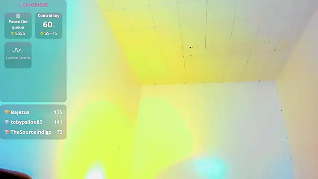 Snapshot of bayolet_ chatting on 3, 7, 2026 bayolet online show from 3, 7, 2026