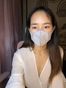 TiNa 04 online show from 7, 10, 2025