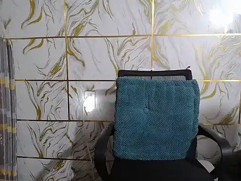 Lyzizi lovely09 online show from 1, 4, 2026