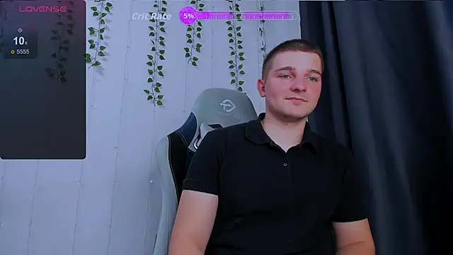 Snapshot of Your_Claddagh chatting on 2, 11, 2025 Your Claddagh online show from 2, 11, 2025