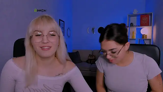 Snapshot of marta_smith chatting on 5, 11, 2025 marta smith online show from 5, 11, 2025