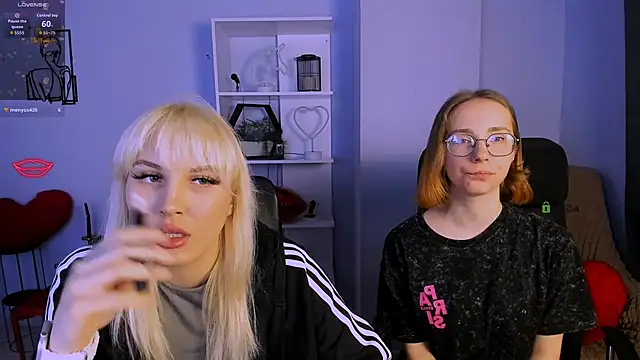 Snapshot of marta_smith chatting on 23, 11, 2025 marta smith online show from 23, 11, 2025