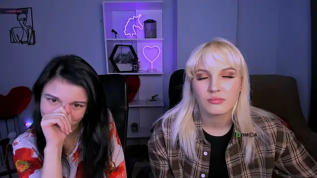 Snapshot of marta_smith chatting on 24, 11, 2025 marta smith online show from 24, 11, 2025