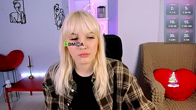 Snapshot of marta_smith chatting on 30, 11, 2025 marta smith online show from 30, 11, 2025