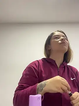 CharlotteBrownn  online show from 22, 2, 2026