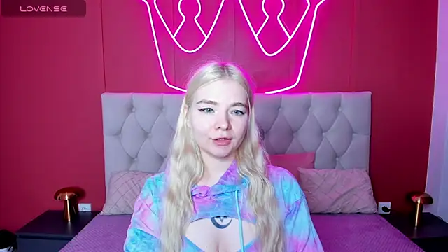 Snapshot of RuthBryant chatting on 16, 9, 2025 RuthBryant online show from 16, 9, 2025