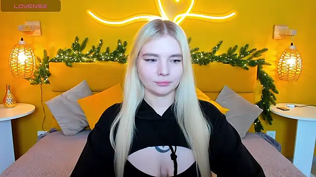 Snapshot of RuthBryant chatting on 29, 11, 2025 RuthBryant online show from 29, 11, 2025