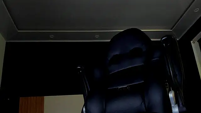 Damartinez27 online show from 26, 11, 2025