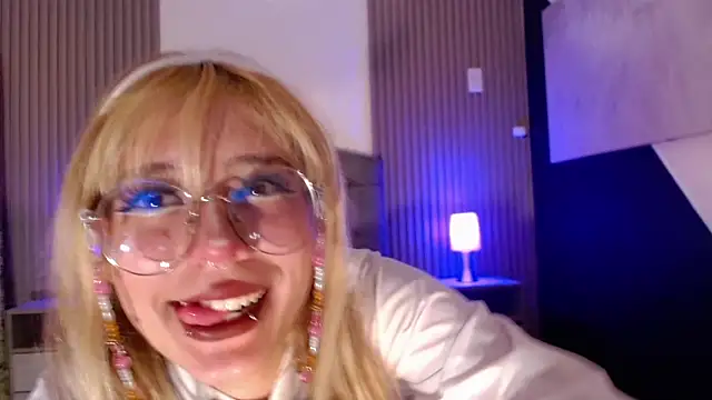 rihonna hs8 online show from 8, 10, 2025