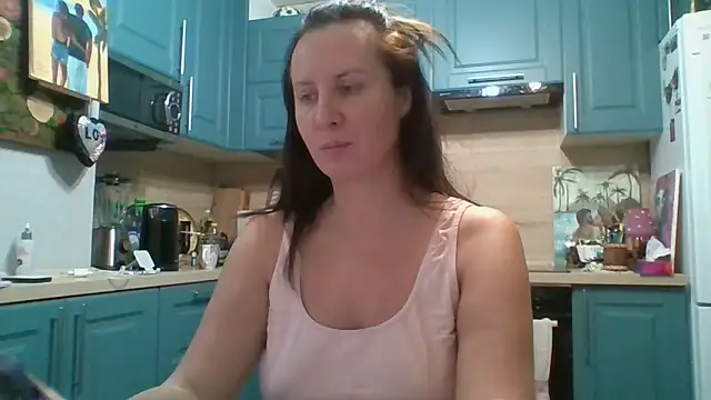 Snapshot of ALICAINWONDERLAND chatting on 18, 11, 2025 ALICAINWONDERLAND online show from 18, 11, 2025