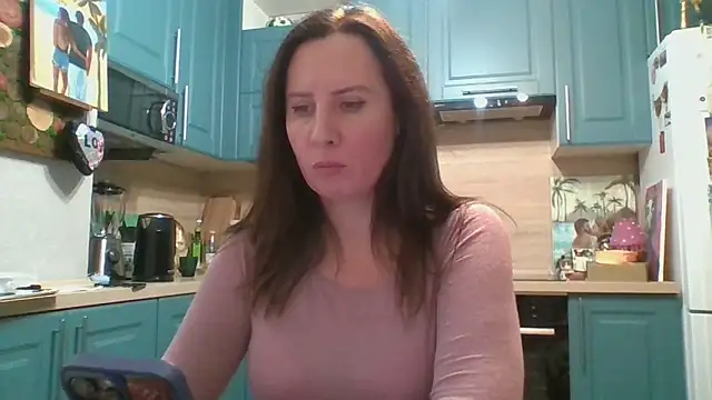 Snapshot of ALICAINWONDERLAND chatting on 3, 12, 2025 ALICAINWONDERLAND online show from 3, 12, 2025