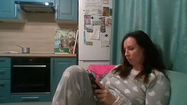 Snapshot of ALICAINWONDERLAND chatting on 11, 1, 2026 ALICAINWONDERLAND online show from 11, 1, 2026