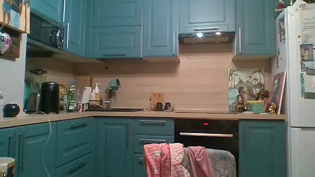 Snapshot of ALICAINWONDERLAND chatting on 13, 1, 2026 ALICAINWONDERLAND online show from 13, 1, 2026