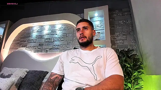 dominic de luca online show from 11, 11, 2025