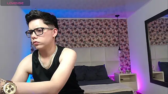 SpencerMontgomery online show from 26, 9, 2025