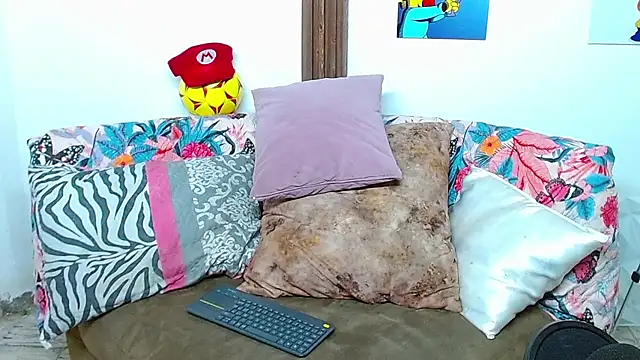 Snapshot of elfernh chatting on 18, 10, 2025 elfernh online show from 18, 10, 2025