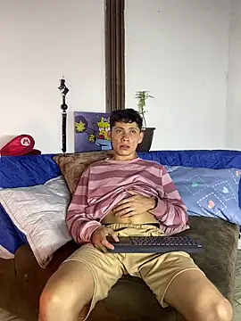 Snapshot of elfernh chatting on 19, 10, 2025 elfernh online show from 19, 10, 2025