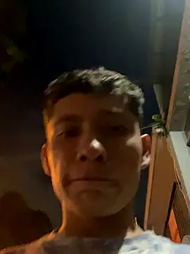 Snapshot of elfernh chatting on 20, 10, 2025 elfernh online show from 20, 10, 2025