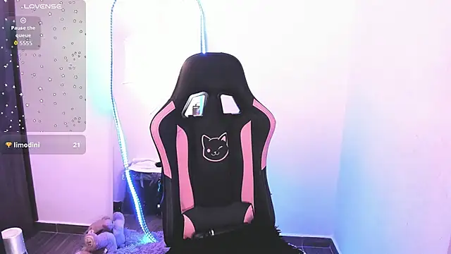 Snapshot of samiacooper25 chatting on 21, 10, 2025 samiacooper25 online show from 21, 10, 2025