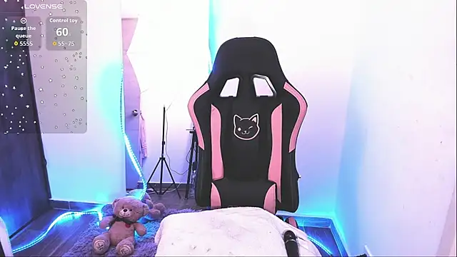 Snapshot of samiacooper25 chatting on 5, 11, 2025 samiacooper25 online show from 5, 11, 2025