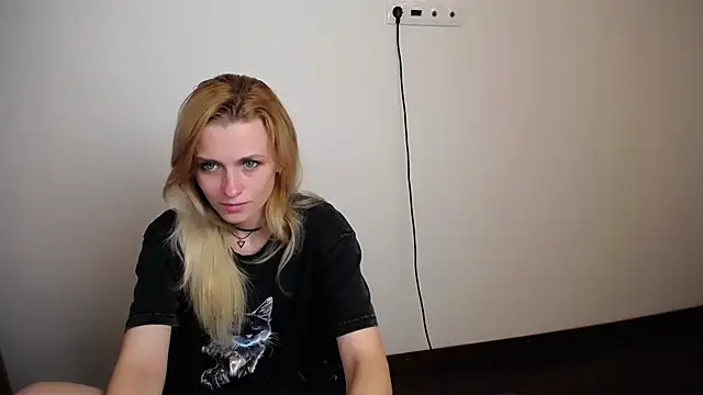 Snapshot of PeppyMia chatting on 21, 9, 2025 PeppyMia online show from 21, 9, 2025