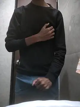 Snapshot of fckboy987 chatting on 29, 11, 2025 fckboy987 online show from 29, 11, 2025