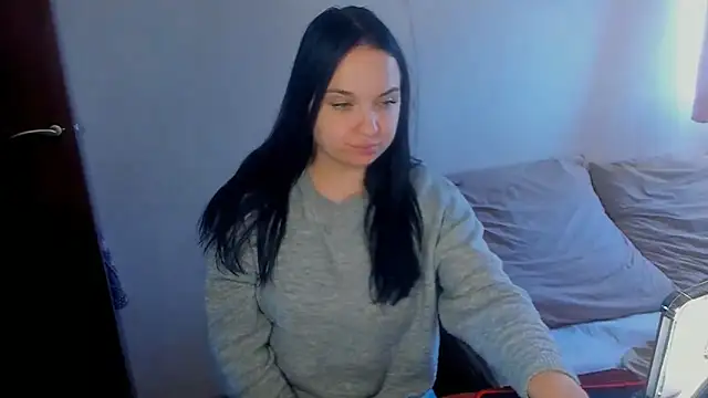 VoxxAura online show from 3, 11, 2025