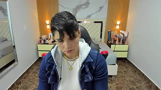 KAROLLJONES1 online show from 15, 10, 2025