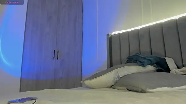 Snapshot of Ice_Princess_ chatting on 29, 10, 2025 Ice Princess online show from 29, 10, 2025